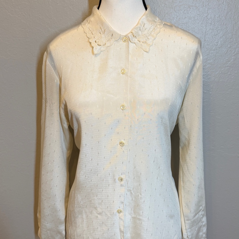 Vintage 90s Cream Silk Blouse Embroidered Scalloped Collar Office Siren Top